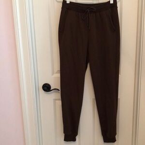 Brown Sweatpants (Uniqlo Heattech)